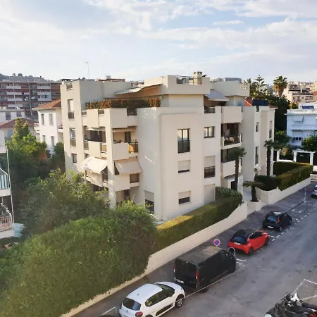 Beautiful T1 With Sea View Apartman *