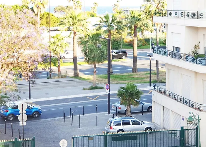 Beautiful T1 With Sea View Apartman