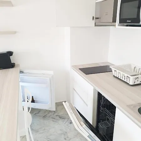 Beautiful T1 With Sea View * Nice