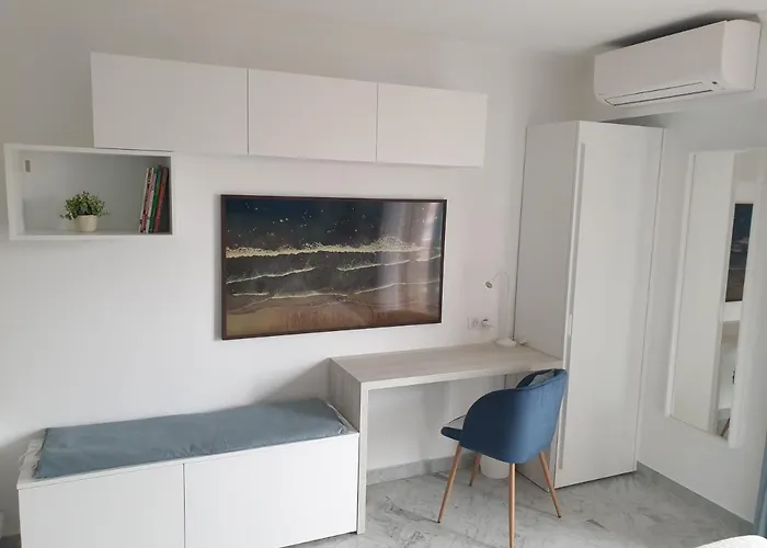 Beautiful T1 With Sea View * Nice